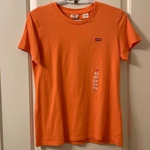 Levi’s Short Sleeve T-Shirt with tag, Orange S